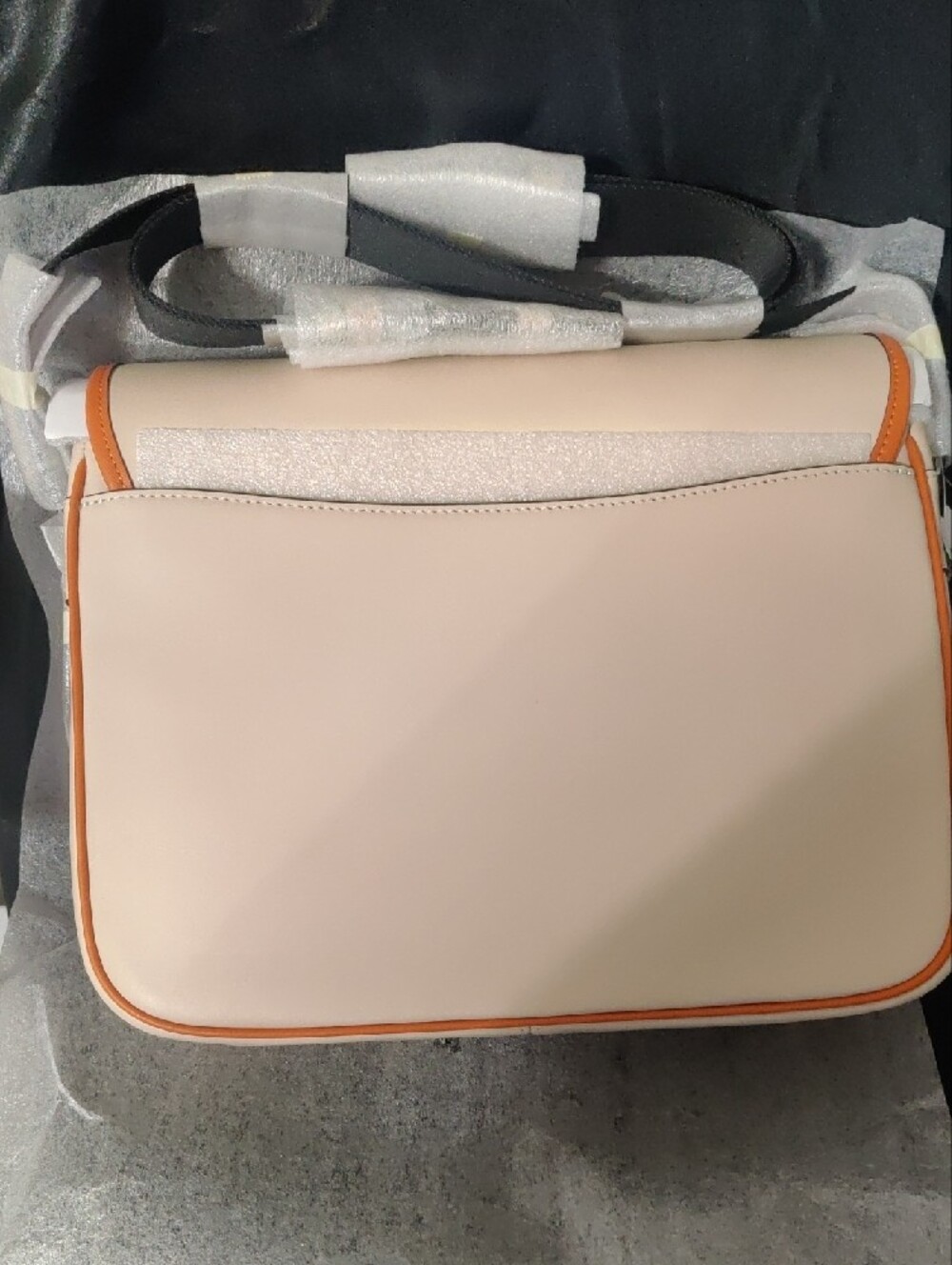 Coach Racer Messenger Cream/Orange Leather Crossbody NWT - Picture 5 of 8